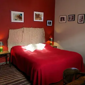  Couette-café Tombe La Nefle